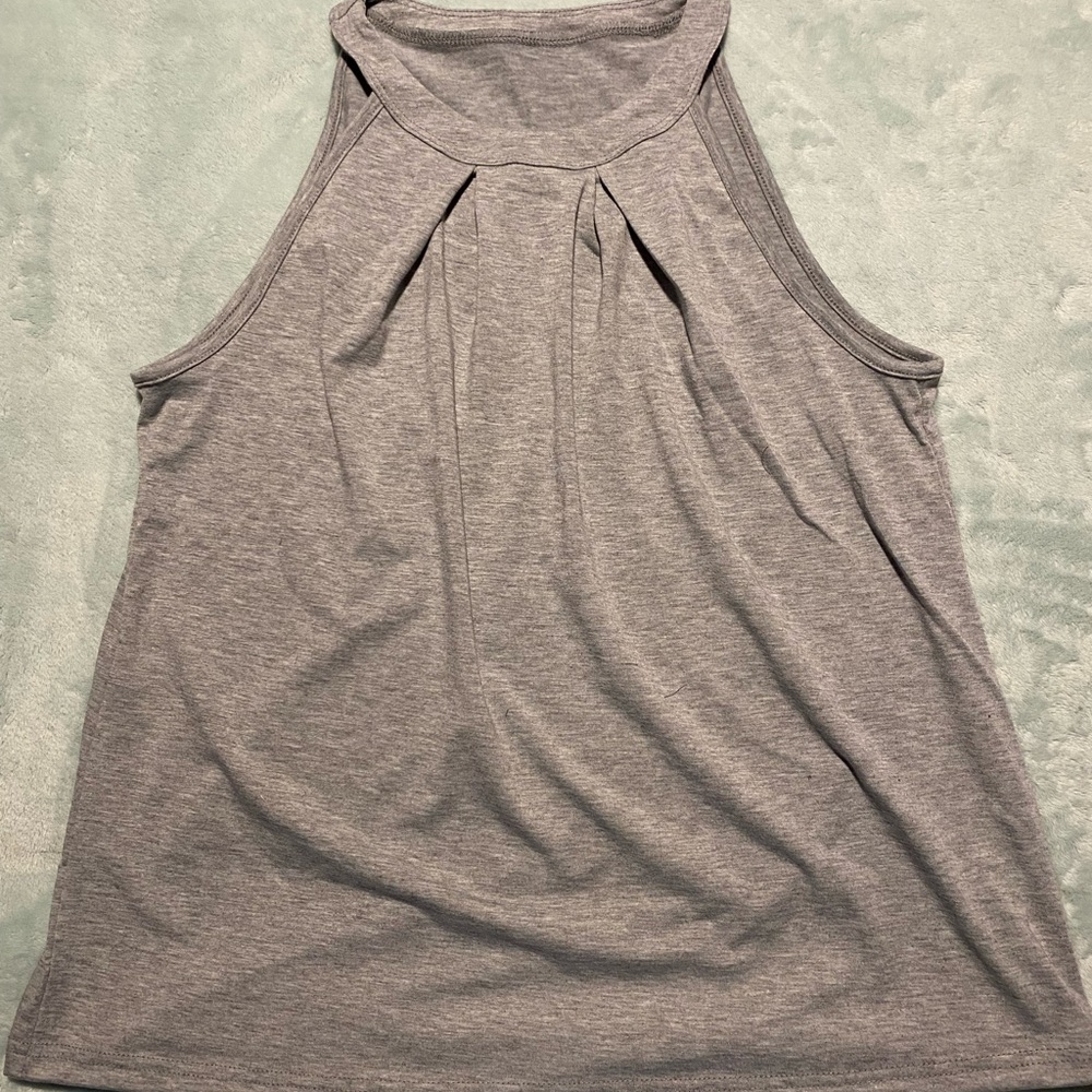 Pink and Gray Pleated Tank Tops with Blouses Style - Picture 5 of 10